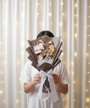 Elegant Hair Accessory Bouquet