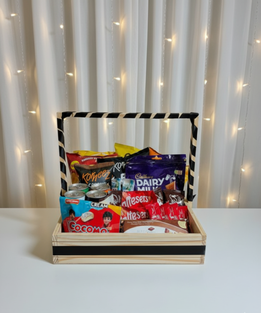 Luxury Snack & Chocolate Gift Basket Hamper